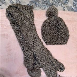 Matching scarf and hat set